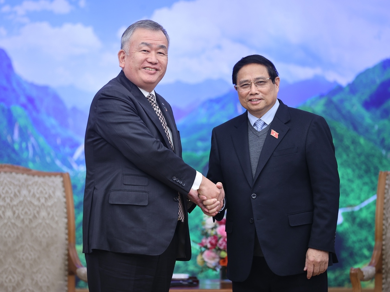 在足球这样